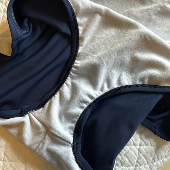 Speedo Women's Ultraback Swimsuit Navy Blue White Piping 7722217 XXL NEW - Picture 4 of 7